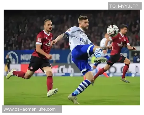 德乙激战汉堡对阵科隆直播盛况回顾与精彩瞬间分析